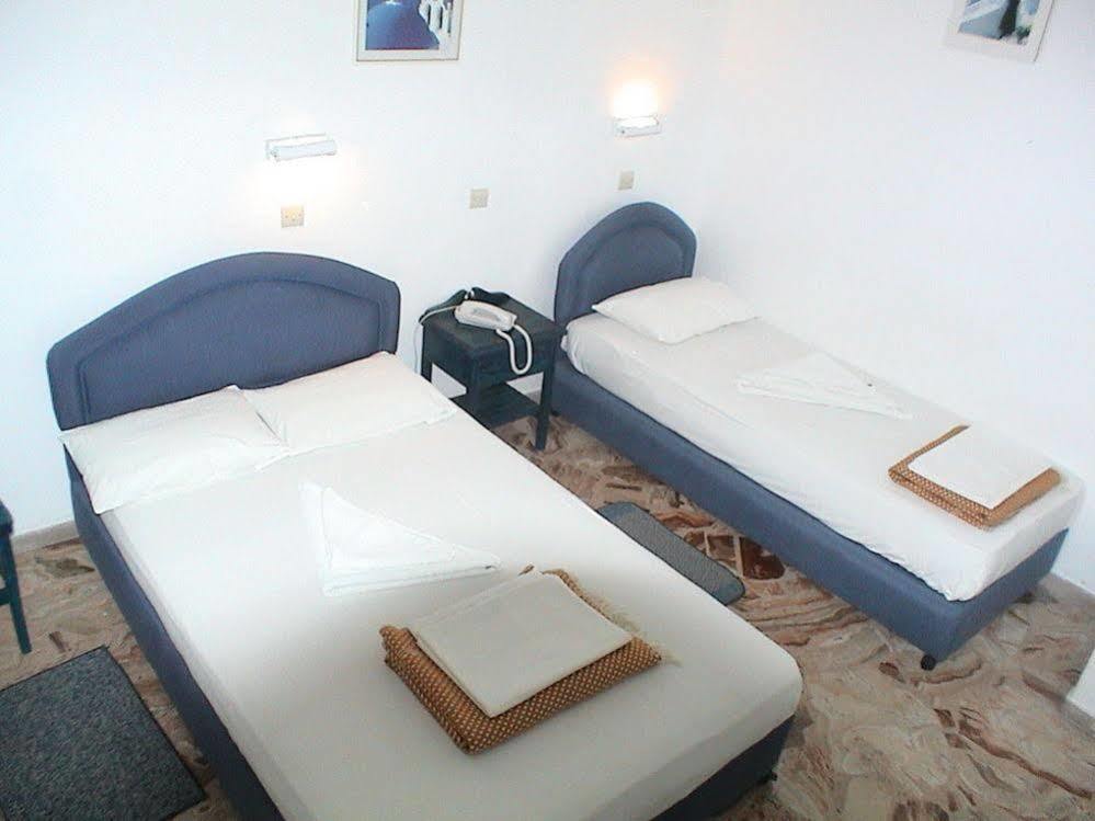 Asimina Hotel Firá Buitenkant foto