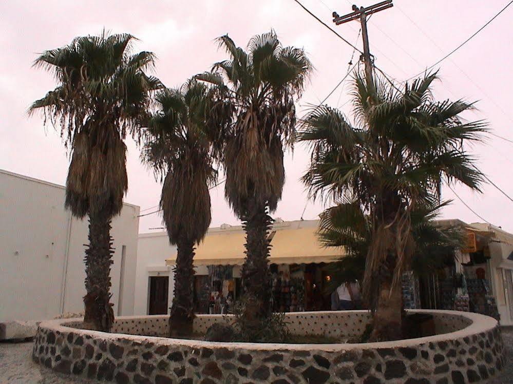 Asimina Hotel Firá Buitenkant foto